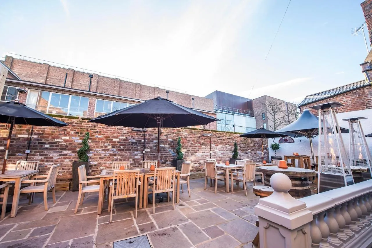 The Pied Bull Hotel Chester Inn