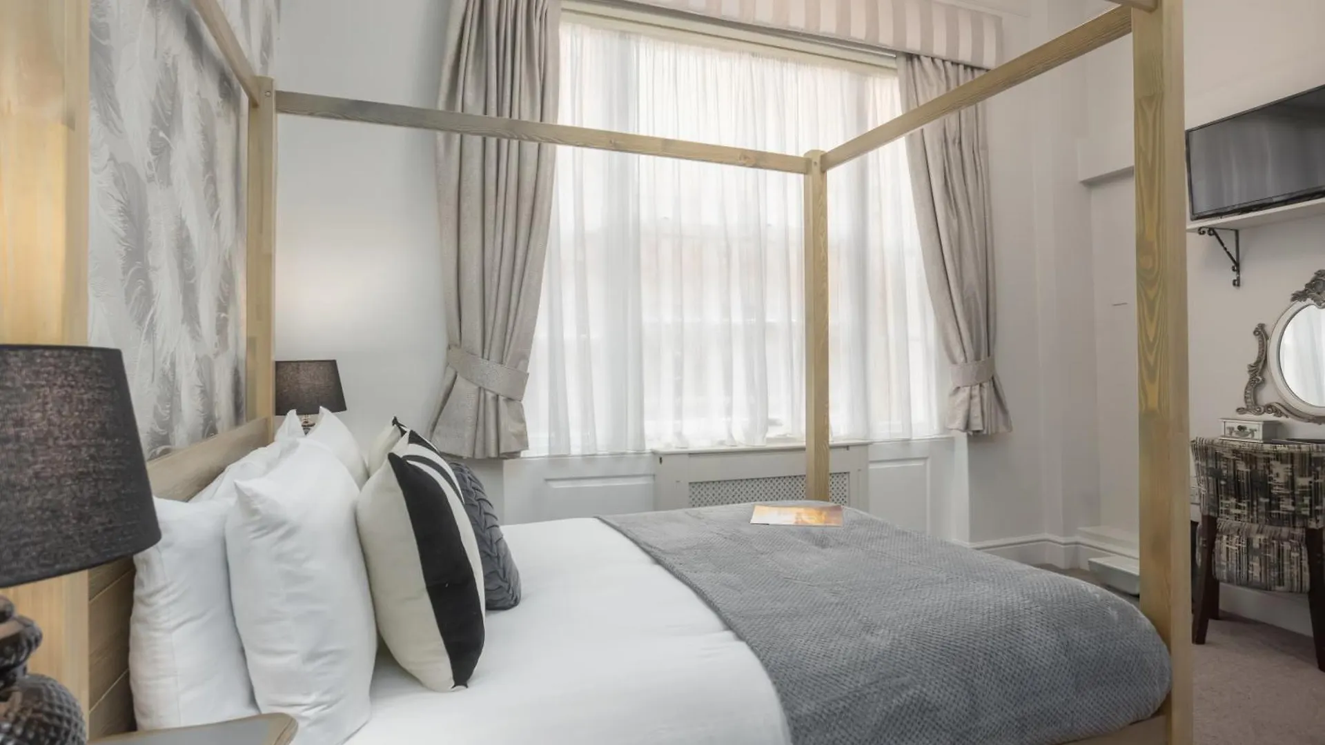 **** Inn The Pied Bull Hotel Chester United Kingdom